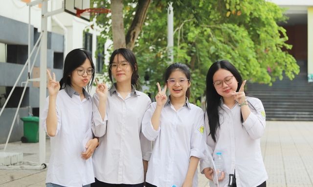 Không còn 