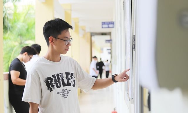 Phổ điểm B00 thi tốt nghiệp THPT 2026: 4 thí sinh đạt 30 điểm tuyệt đối