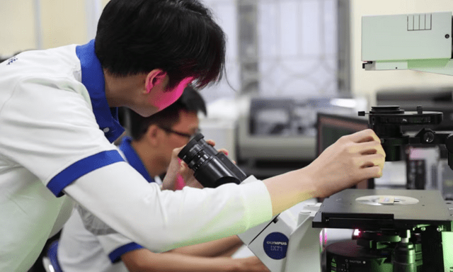 Trường đại học đầu tiên của Đại học Quốc gia Hà Nội công bố điểm sàn, cao nhất lên đến 24 điểm
