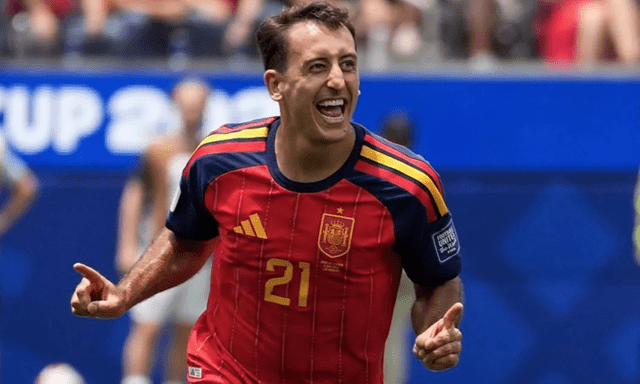 Tây Ban Nha thắng đậm 3-0 trước Áo, vào vòng 1/8 World Cup