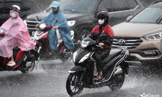 Tin tức dự báo thời tiết ngày 5/7: Vị trí tâm bão số 1 đang ở đâu và mưa lớn ở vùng nào trong hôm nay?