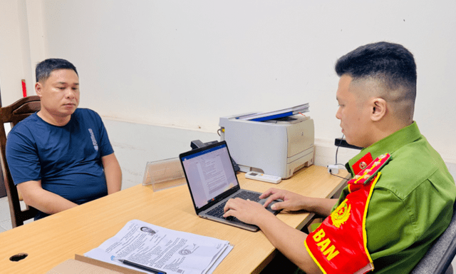 Bắt giữ đối tượng truy nã về tội Buôn bán hàng cấm khi lẩn trốn ở Lào Cai