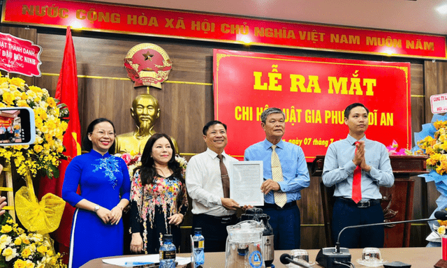 TP.Hồ Chí Minh: Ra mắt Chi hội Luật gia phường Dĩ An
