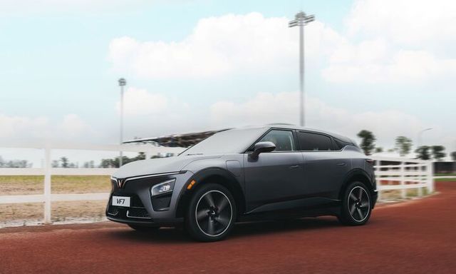 Người dùng hài lòng với VinFast VF 7: “Mua được chiếc xe ngon là có cơ hội mở rộng bán kính đời mình”