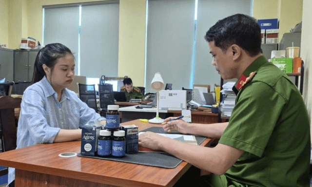 Khởi tố cô gái bán 198 thực phẩm tăng cường sinh lý đàn ông giả nhãn hiệu Alipas trên Facebook với giá rẻ