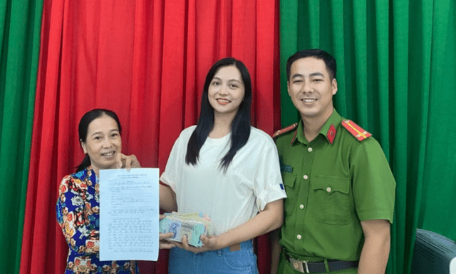 Tin thời sự 24h: Nhặt được hơn 50 triệu, cô giáo nhờ công an tìm người đánh rơi