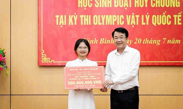 Nữ sinh Ninh Bình đoạt huy chương vàng Vật lý Quốc tế được thưởng 500 triệu đồng