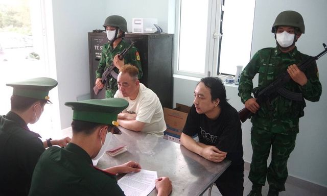 Bắt 9 đối tượng trong đường dây tổ chức xuất, nhập cảnh trái phép