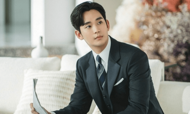 Kim Soo Hyun quay lại showbiz nhưng tranh cãi vẫn chưa dừng lại