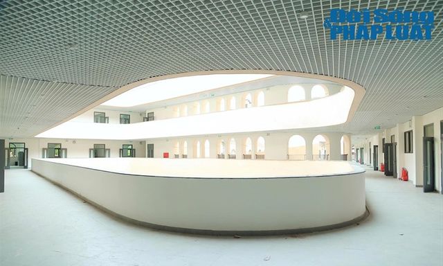 Cận cảnh ngôi trường 70 tuổi giữa lòng Hà Nội được thay “áo mới”, đón hàng nghìn học sinh khai giảng năm học mới