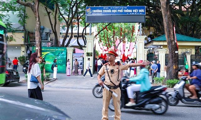 Hà Nội bảo đảm giao thông an toàn, thông suốt trong ngày khai giảng