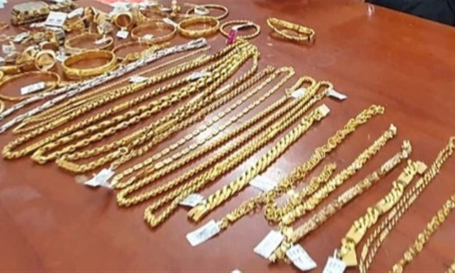 Chở cháu ngoại đi học về, người phụ nữ tá hỏa phát hiện mất vàng trị giá hơn 1 tỷ đồng: Nghi phạm lộ diện