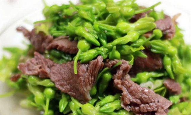 Loài hoa quê vừa làm cảnh vừa làm rau, nấu món nào cũng ngon, đem xào thịt bò thì 