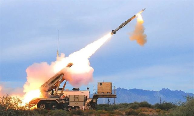 Ukraine đặt cược vào FP-7, FP-9, xoay xở tìm cách thay đổi cán cân hỏa lực tầm xa?