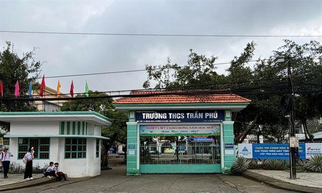 Vụ học sinh lớp 8 bị đánh hội đồng ngay tại cổng trường: Công an vào cuộc