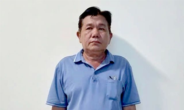 Pháp luật 24h: Đối tượng truy nã đặc biệt nguy hiểm ra đầu thú