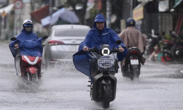 Dự báo thời tiết ngày 22/9: Nắng nóng quay trở lại Bắc Bộ, những nơi nào có mưa lớn hôm nay?