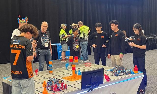 STEM INNOVATION PETROVIETNAM sau một năm triển khai: Đổi mới cách dạy, khơi mở cách học