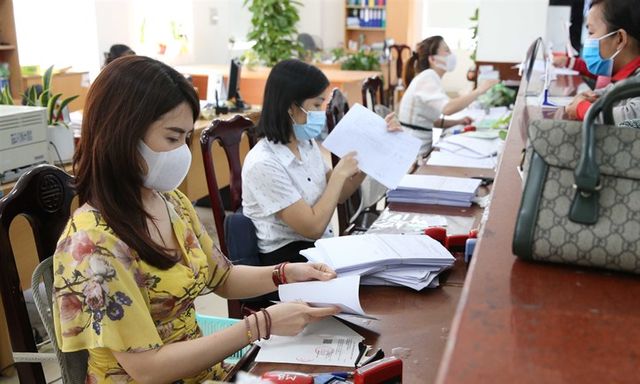 Tập sự hưởng 85% lương, tiền đóng BHXH tính theo 100% hay 85%?