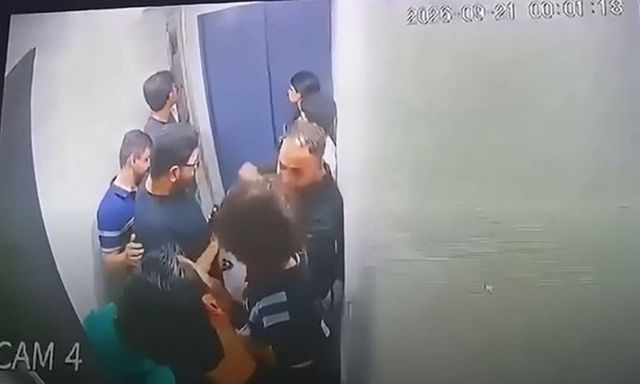Dây cáp bất ngờ bị đứt, thang máy rơi thẳng từ tầng 7, nhiều người bị thương