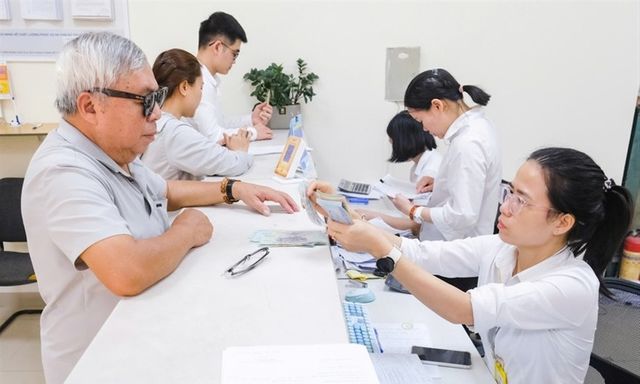 Chốt lịch chi trả lương hưu, trợ cấp BHXH tháng 10/2026 tại Hà Nội