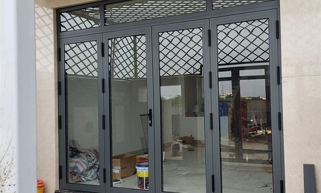 Dịch vụ gia công nhôm kính áp mức thuế suất GTGT bao nhiêu?