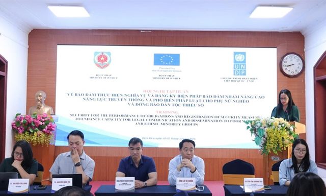 Bộ Tư pháp tăng cường hỗ trợ pháp lý để phụ nữ nghèo, đồng bào dân tộc thiểu số tiếp cận tín dụng