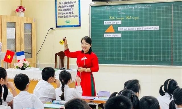 Bộ Giáo dục và Đào tạo thông tin chi tiết cách tính tổng số tiết dạy thêm giờ trong năm học