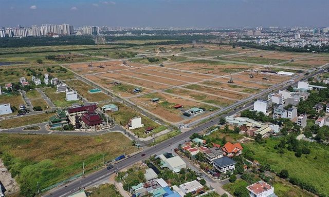 Sổ đỏ cấp từ năm 2004 ghi sai mục đích sử dụng đất, phải đính chính hay thu hồi?