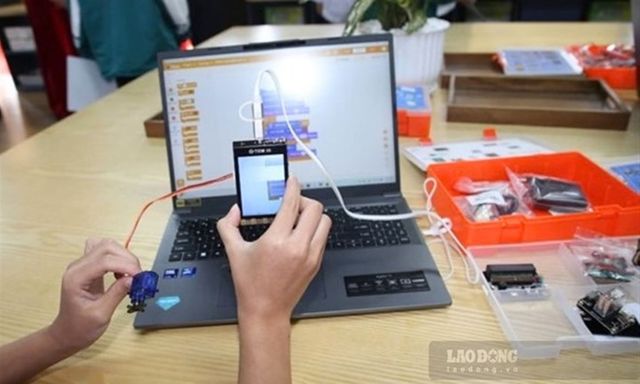 Không bắt buộc có phòng STEM riêng, không mua sắm thiết bị đồng loạt