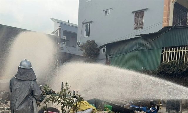 Toàn cảnh 24h: Xác định nguyên nhân vụ 40 người nhập viện ở Hà Nội vì bình chứa khí Clo
