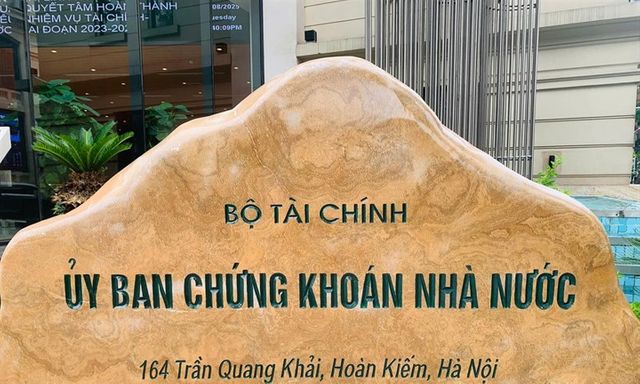 Công ty cổ phần Kinh doanh và Phát triển Bình Dương vi phạm về công bố thông tin chứng khoán