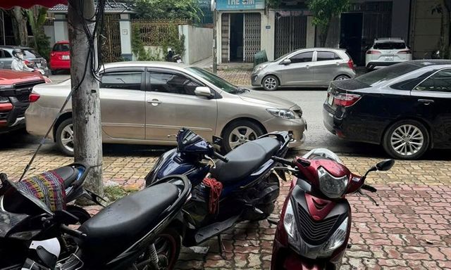 Nghệ An đề xuất thu phí dừng, đỗ xe ở lòng đường, vỉa hè, cao nhất là 30.000 đồng/lượt