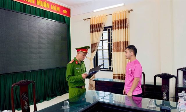 Chủ cửa hàng thời trang bị khởi tố vì xâm phạm quyền sở hữu công nghiệp