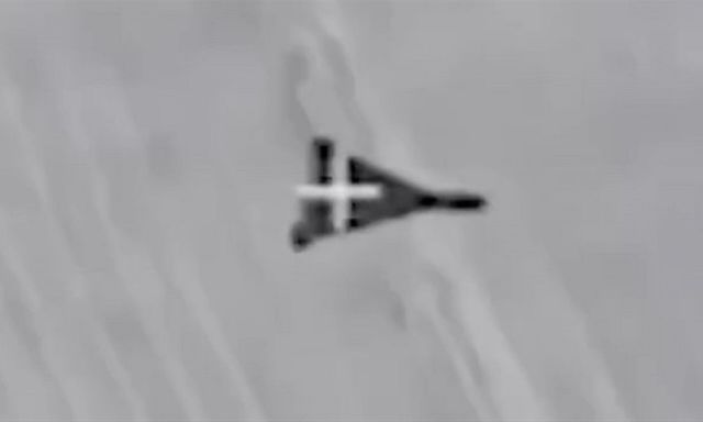 UAV Geran-4 Nga lao đến, pháo phòng không Ukraine dồn hỏa lực