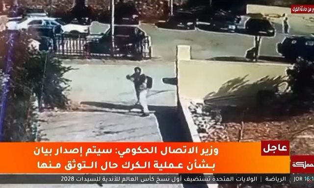 Ba tay súng xông vào nhà thờ ở Jordan, 34 người thương vong