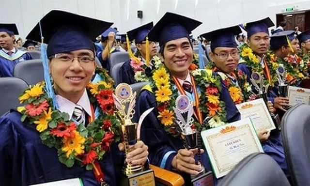Bộ Nội vụ đề xuất miễn thuế thu nhập cá nhân 5 năm cho nhân tài