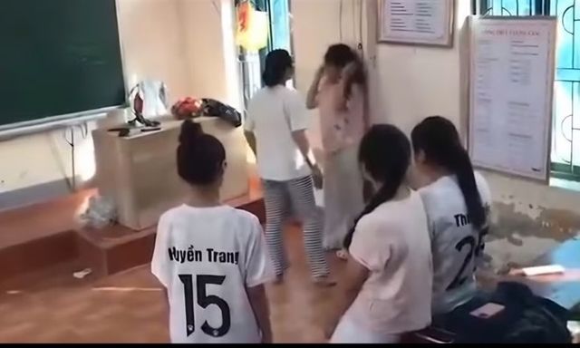 Vụ nhóm nữ sinh đánh bạn và quay clip đăng lên mạng: Công an vào cuộc