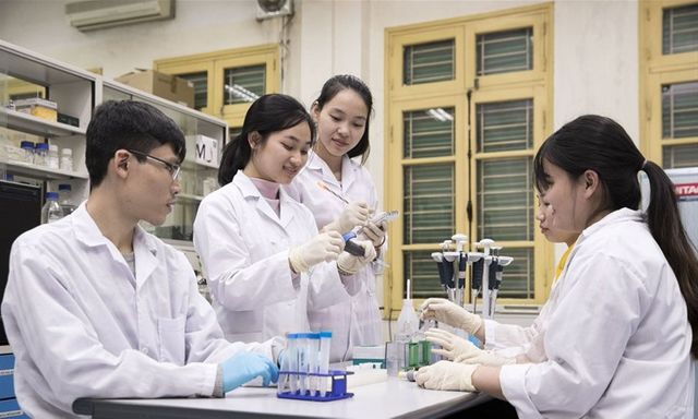 Bộ GD&ĐT đề xuất tiêu chí mới công nhận nhóm nghiên cứu mạnh tại các trường đại học