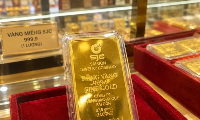 Giá vàng ngày 29/10: Tiếp tục ở mức cao