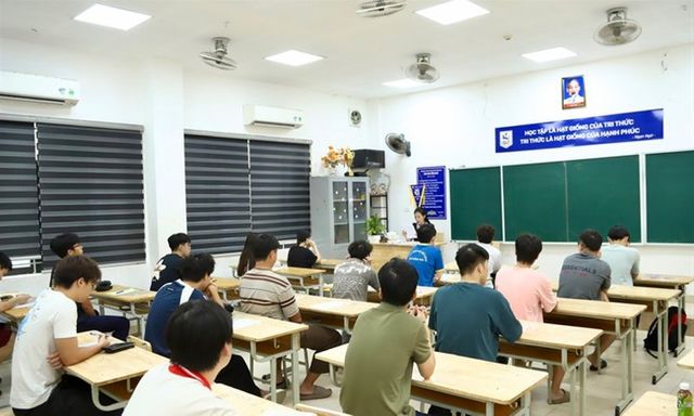 Siết chặt quy chế thi tốt nghiệp THPT 2027: Đề xuất lắp camera phòng thi, trộn thí sinh