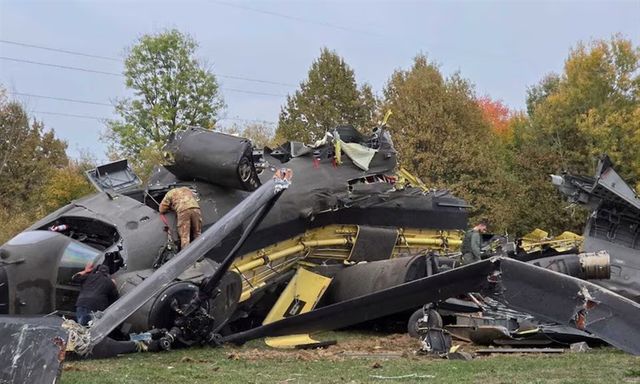 Rơi trực thăng quân sự CH-47 Chinook ở Bosnia, ít nhất 15 người thương vong