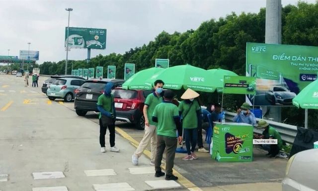 Phó Thủ tướng Thường trực Phạm Gia Túc yêu cầu xử lý bất cập trong hoạt động thu phí điện tử đường bộ