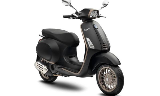 Soi giá xe Vespa tháng 4/2024, có một mẫu giảm 10 triệu đồng, ai muốn mua đừng bỏ lỡ!