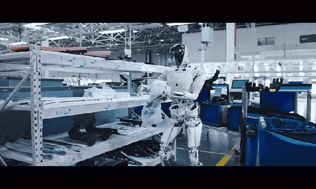Xpeng giới thiệu robot hình người 'Iron' được sử dụng để chế tạo ô tô