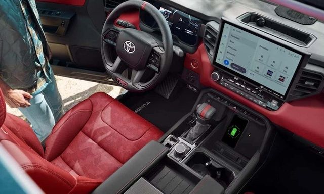 Toyota nghiên cứu công nghệ tự làm sạch nội thất, đánh tan nỗi ám ảnh vi khuẩn và bụi xe