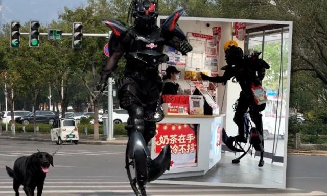 Chủ quán ăn mặc bộ giáp máy giao đồ ăn, được đặt biệt danh “Người Sắt đời thực” khiến cư dân mạng sững sờ
