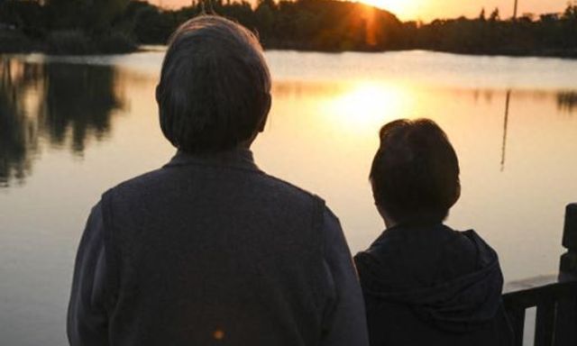 Mua nhà hơn 22 tỷ đồng đứng tên con cháu, Giáo sư hưu trí Thượng Hải mất cả nhà lẫn tình thân