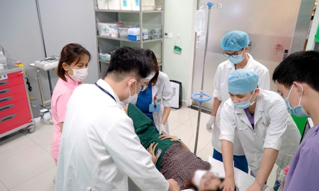 Ca bệnh cấp cứu đặc biệt trước câu hỏi rất khó 