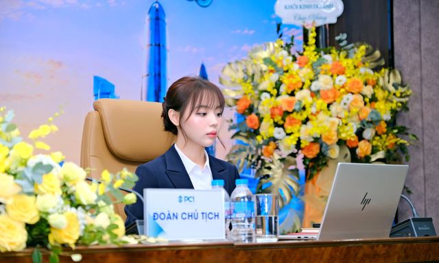 Tập đoàn PC1 có Tân chủ tịch sinh năm 1999, nhan sắc và phong thái khiến dân tình trầm trồ